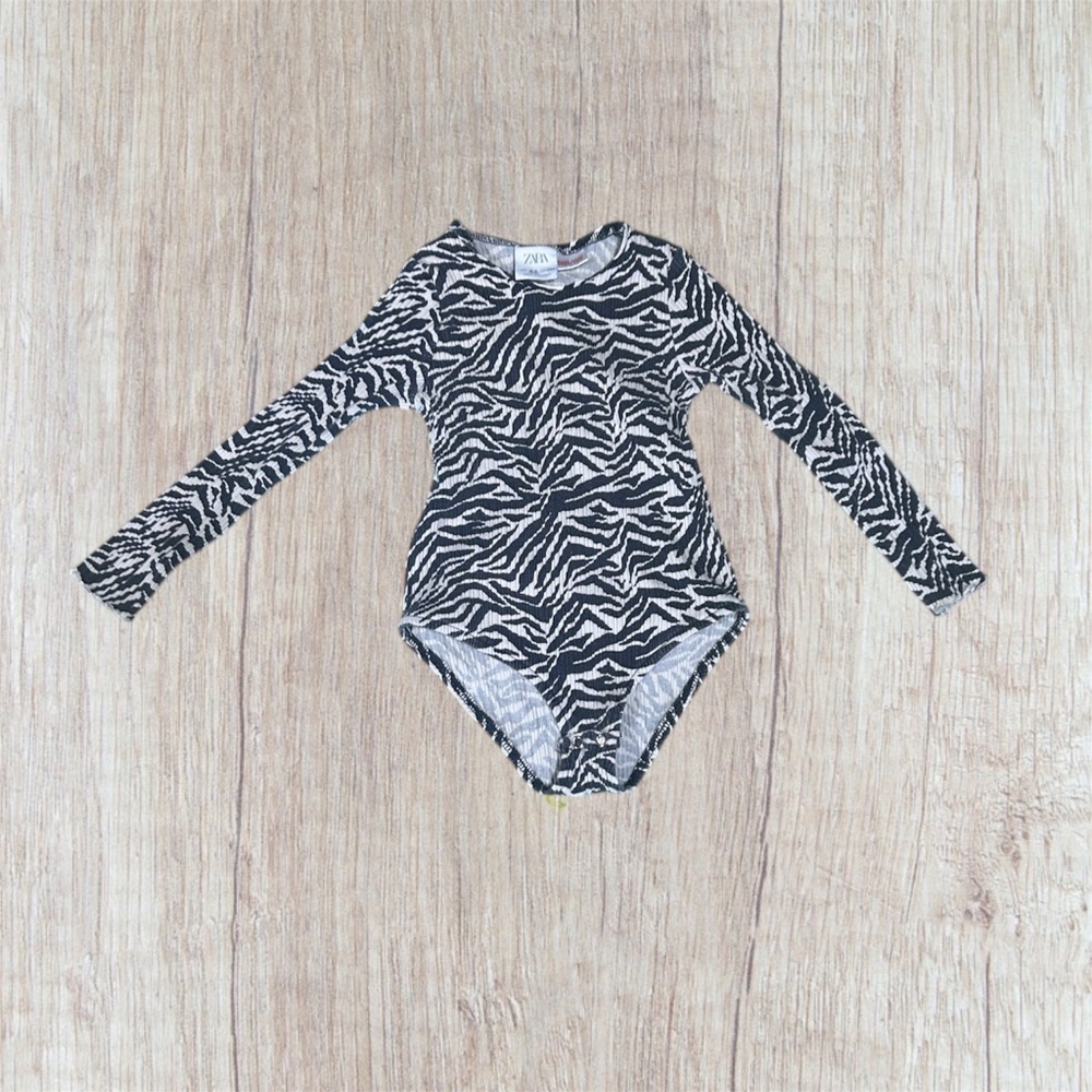 3-4 Zara Ribbed Bodysuit